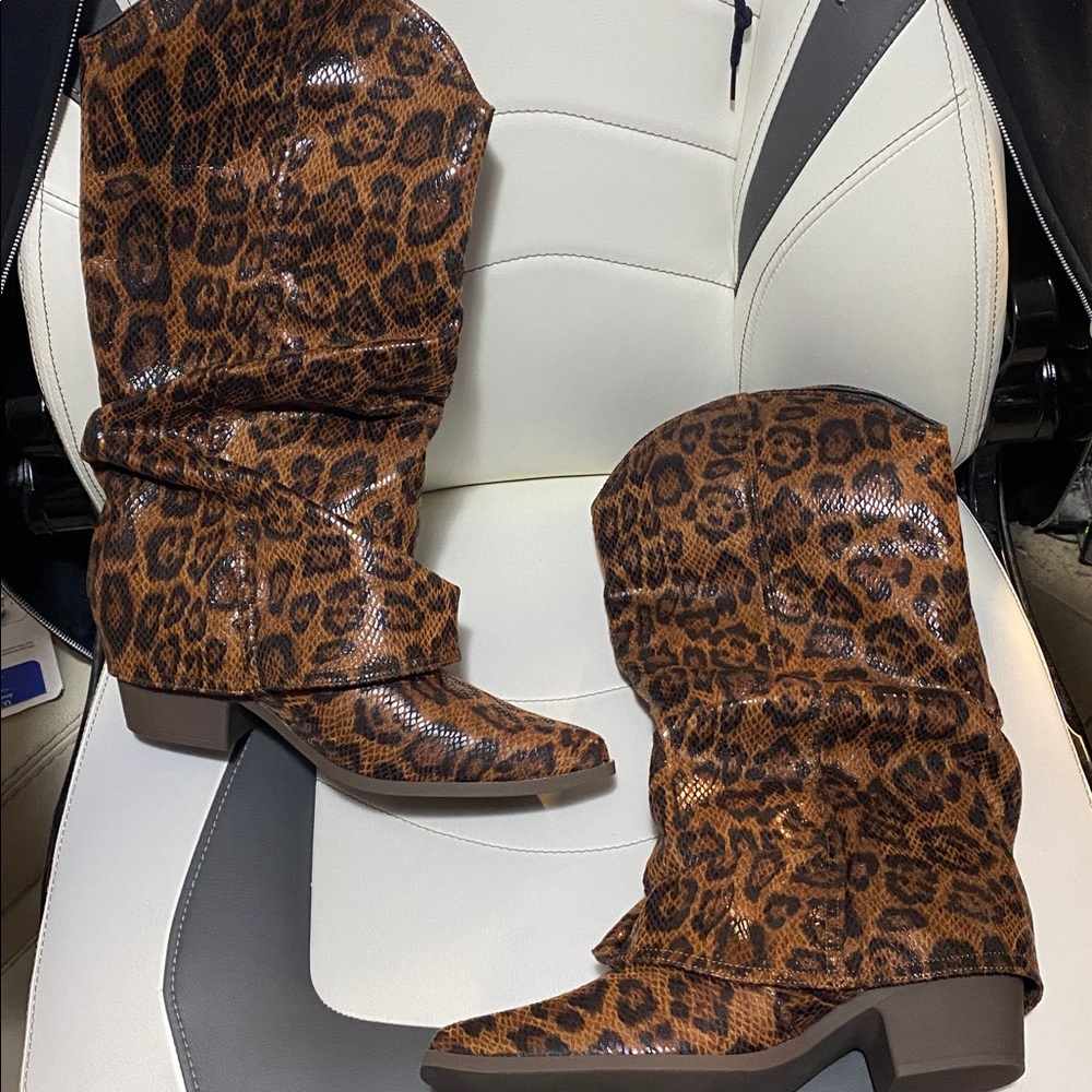 SHEIN Brown & Black Stacked Heel Tall Shaft Leopard Print Women's Boots - NWOT - Picture 10 of 12